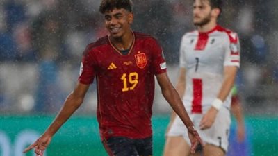 لامين يامال يكتب التاريخ مع إسبانيا وبرشلونة