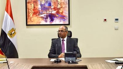 نائب وزير الإسكان يتابع أعمال تحسين مستوى خدمات مياه الشرب والصرف الصحي