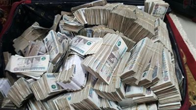 الأمن يضبط  عاطلين غسلا 20 مليون جنيه من بيع المخدرات في دمياط