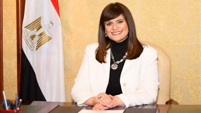 وزيرة الهجرة تعلن عن موافقة مجلس الوزراء على مشروع إعادة قانون السيارات