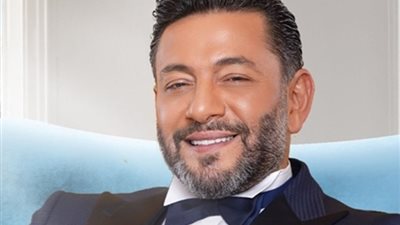 بالفيديو.. زياد يتسلم جائزة من 