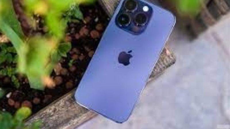 آيفون 12