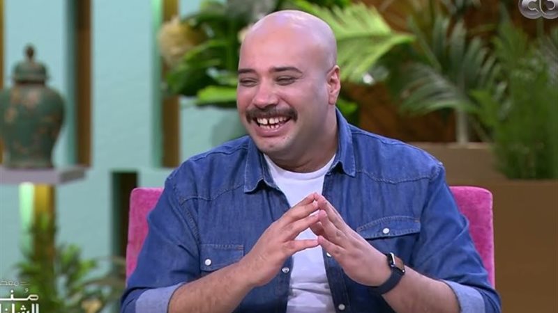 الفنان حاتم صلاح