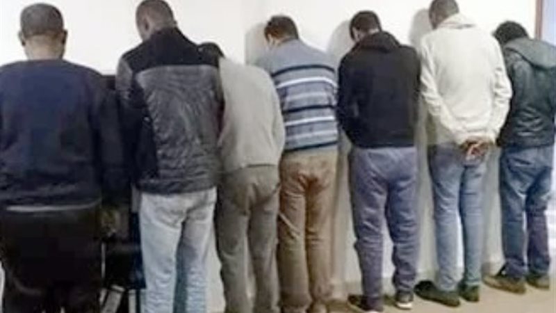 المتهمين