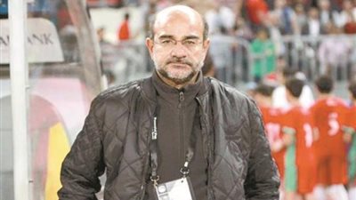 عامر حسين يكشف حقيقة تأجيل دوري المحترفين