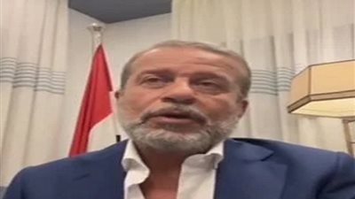 خلال عزاء والدة دينا الشربيني.. شريف منير يعتذر لصحفية بسبب كلمة