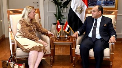 وزير التجارة: نعكف على إعداد استراتيجية وطنية متكاملة للتنمية الصناعية