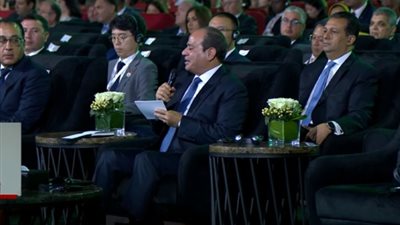 الرئيس السيسي: نقدر الدور الكبير للبنك الآسيوي للاستثمار خلال الـ8 سنوات