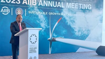 أوزباكستان تتسلم رئاسة مجلس محافظي البنك الآسيوي للتنمية والاستثمار