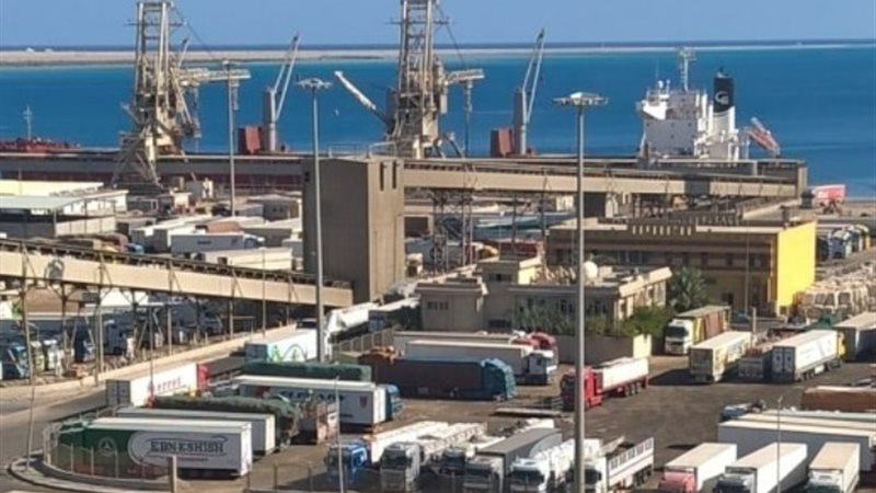التداول بموانئ البحر الأحمر