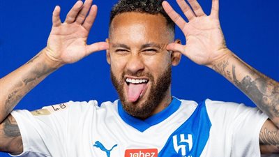 نيمار يقود هجوم الهلال أمام الشباب