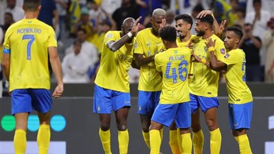 النصر يتقدم على الطائي بهدف نظيف في الشوط الأول