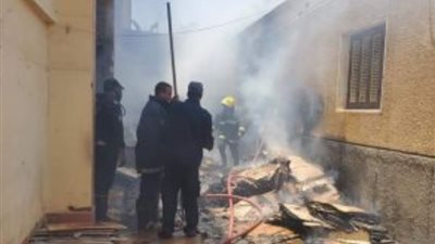 الدفع بـ 6 سيارت للسيطرة على حريق مخزن بـ «حلمية الزيتون»