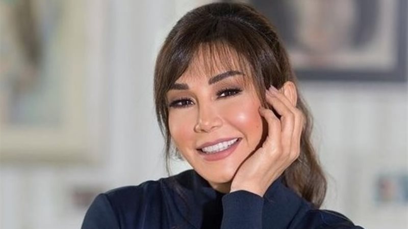 الفنانة السورية كاريس بشار