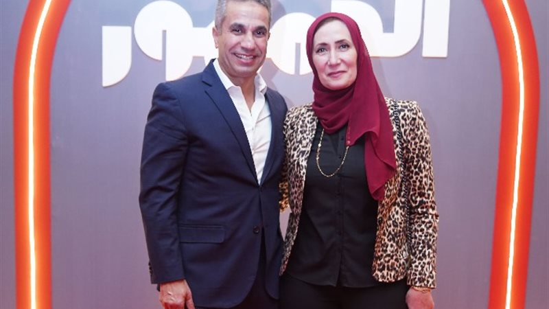 المتحدث العسكري الأسبق وزوجته