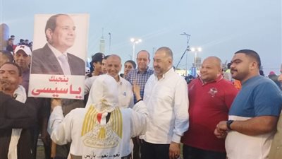 أهالي الشرقية يدعمون الرئيس من الدقي.. «إحنا جنبك يا سيسي»