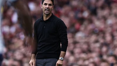 «غير مبشرة».. إصابة نجم أرسنال تثير القلق لدى مدرب الفريق