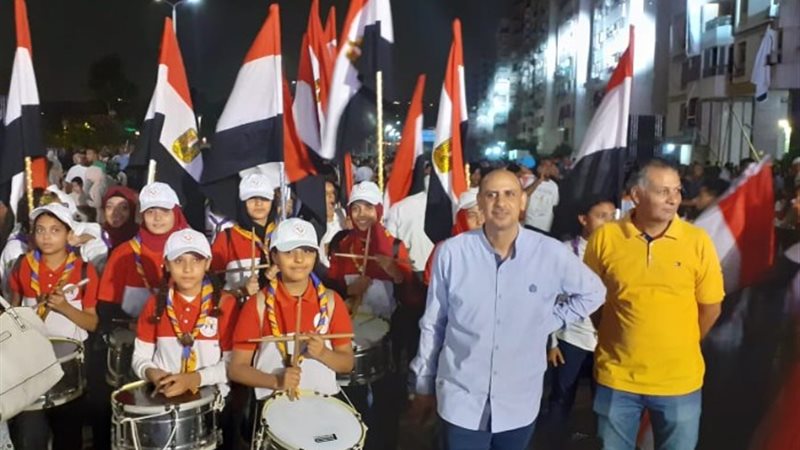 جانب من احتفالات الجماهير بترشح الرئيس