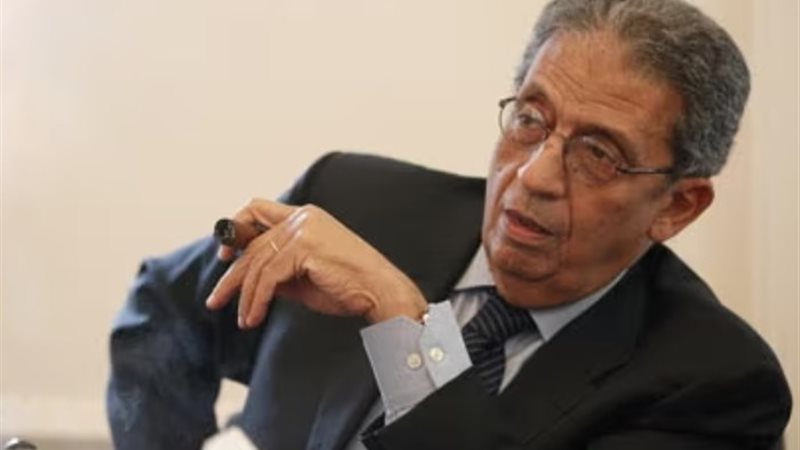 عمرو موسى