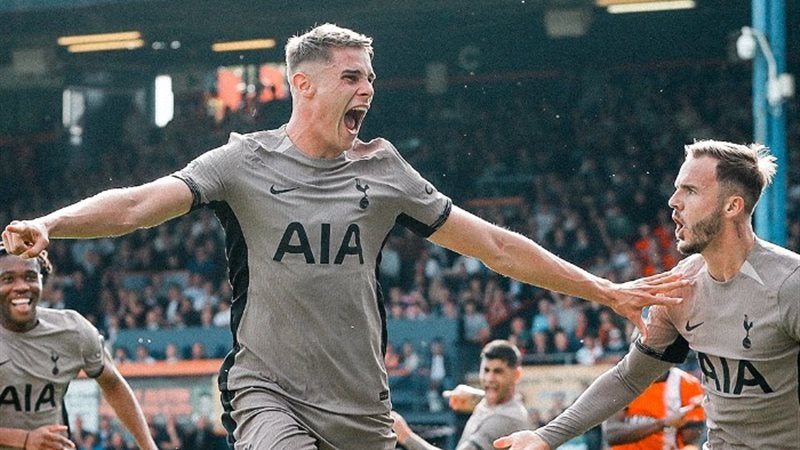 ميكي فان دي فين
