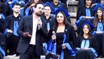 وائل جسار يشارك أبنته حفل تخرجها على انغام «كل وعد»