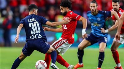 موعد مباراة الأهلي أمام بيراميدز اليوم الجمعة بالدوري المصري