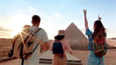 شريف فتحي: تنويع الأسواق والأنماط لتعظيم الاستفادة من المقومات السياحية
