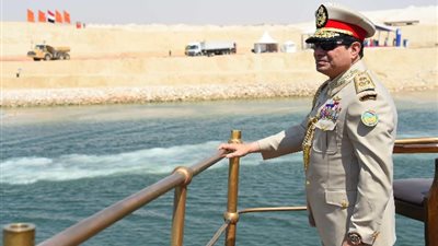 تأجير المجرى الملاحي أبرزها، شائعات تطارد قناة السويس لضرب اقتصاد مصر