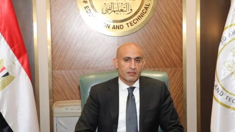 الدكتور محمد عبداللطيف وزير التربية والتعليم والتعليم الفني