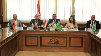 تعاون جماعي بين نواب الجيزة وجهاز المحافظة لاستكمال المشروعات التنموية