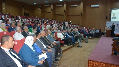 رئيس جامعة دمياط يفتتح الأولمبياد السادس لعلوم الحاسب والمعلوماتية