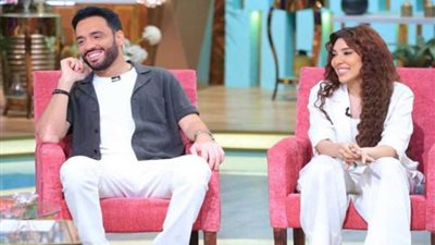 رامي جمال يكشف حقيقة اعتزاله ومنع زوجته عن الغناء مع منى الشاذلي