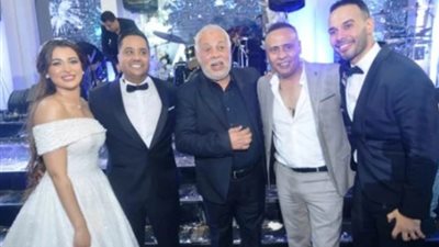 أشرف زكي ومحمود عبد المغني، أبرز الحضور في فرح بتول الحداد