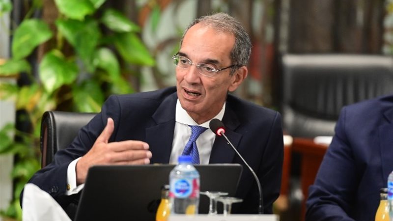 الدكتور عمرو طلعت وزير الاتصالات وتكنولوجيا المعلومات