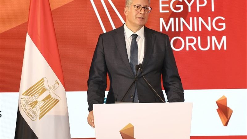 المهندس كريم بدوى وزير البترول