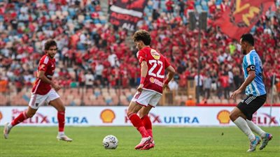 مقابل 4 ملايين جنيه، الأهلي يقرر تفعيل بند شراء لاعبه الجديد