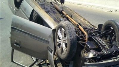 مصرع طفلة وإصابة 6 أشخاص في انقلاب سيارة ملاكي بالساحل الشمالي