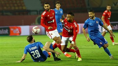 مودرن سبورت يسجل الهدف الأول في شباك الأهلي (فيديو)