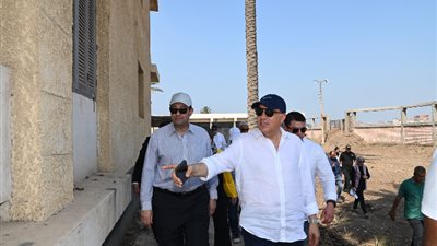 وزير الري: دراسة طلبات محافظة دمياط لحماية واجهة نهر النيل (صور)