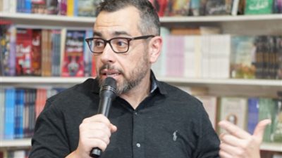 محمد فؤاد يكتب: مصر التي داخل الصندوق (2)
