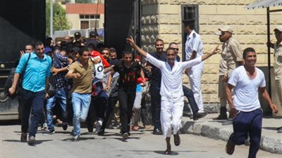 الإفراج عن 79 محبوسًا احتياطيا تنفيذا لتوصيات الحوار الوطني
