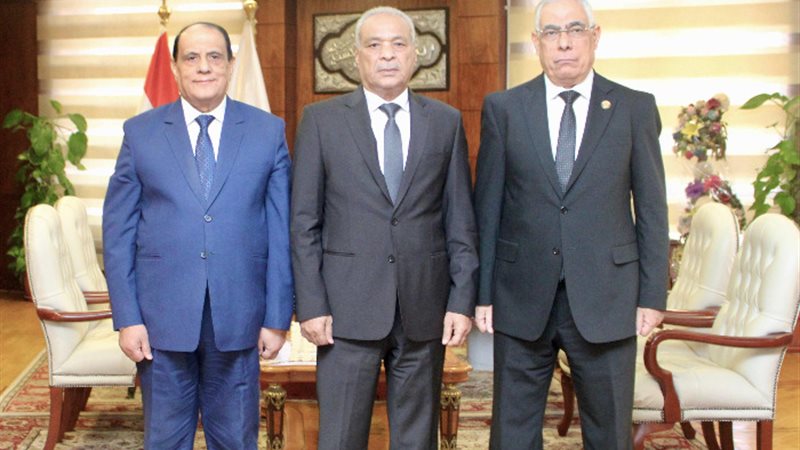 زيارة النيابة الإدارية