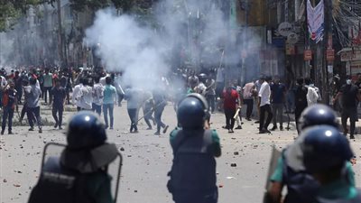 مقتل 163 واحتجاز 500 في احتجاجات بنجلاديش، وهدنة لمدة 48 ساعة