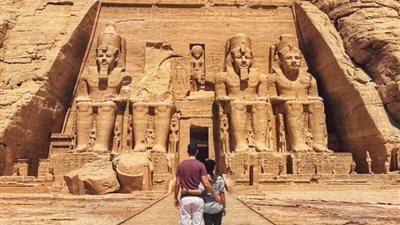 «8 أيام بـ 1800 جنيه»، صيفك مع بكار في الأقصر وأسوان