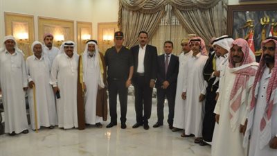 قيادة قوات شرق القناة لمكافحة الإرهاب تنظم لقاءاً مع عددٍ من شيوخ وعواقل سيناء