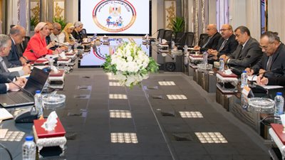 وزراء الإنتاج الحربي والبيئة والكهرباء يناقشون منظومة إدارة المخلفات بـ«أبو رواش»