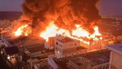 لجنة هندسية لحصر خسائر حريق مصنع رويال في مدينة 6 أكتوبر