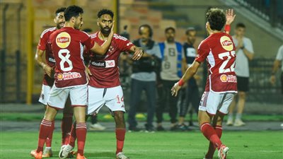 قبل موقعة الجمعة، تاريخ مواجهات الأهلي والمصري في الدوري