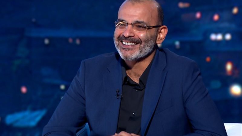 أيمن بهجت قمر