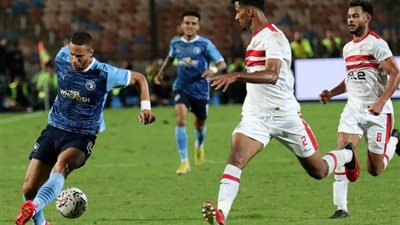 حافلة الزمالك تصل استاد القاهرة استعدادا لمواجهة بيراميدز
